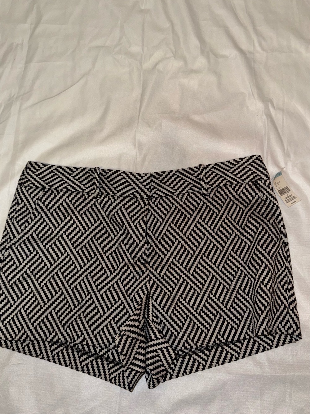 Metaphor Black and White Geometric High Waist Shorts